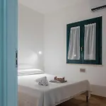 Adele Alcamo, Piscina Privata E Privacy *