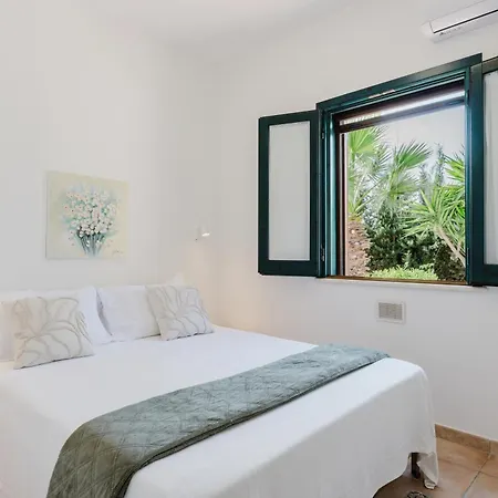 Adele Alcamo, Piscina Privata E Privacy Alcamo Marina