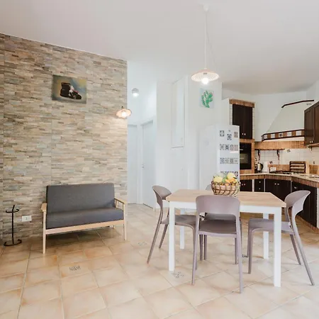 Adele Alcamo, Piscina Privata E Privacy ألكامو مارينا