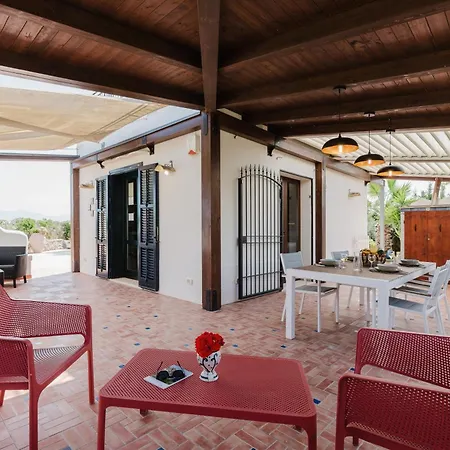 Adele Alcamo, Piscina Privata E Privacy Alcamo Marina