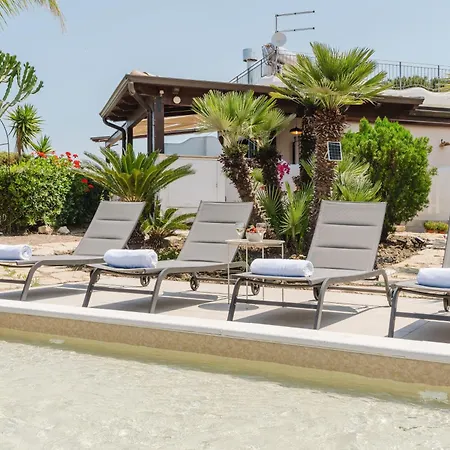 Adele Alcamo, Piscina Privata E Privacy Alcamo Marina