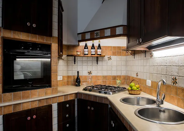 Adele Alcamo, Piscina Privata E Privacy Villa